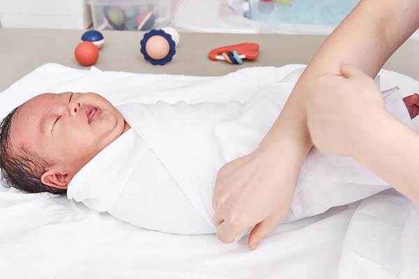 婴幼儿游泳