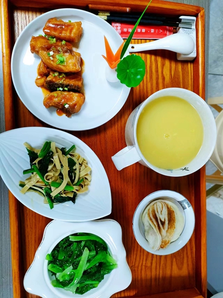 产后月子餐